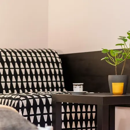 Wilcza 55 By Renters Lägenhet *